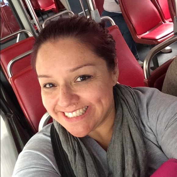 Meet your posher..... - Picture 2 of 6